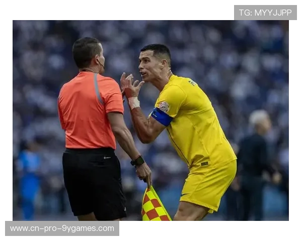 C罗开始学习烹饪,新手厨艺被嘲也被爱 C罗开始学习烹饪,新手厨艺被嘲也被爱